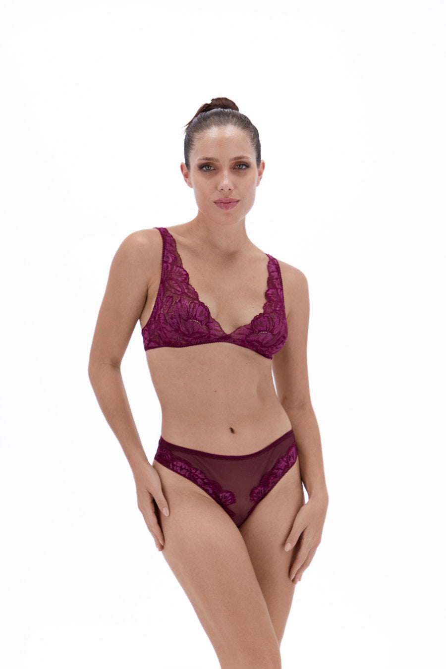 Victoria Bra Top & Thong