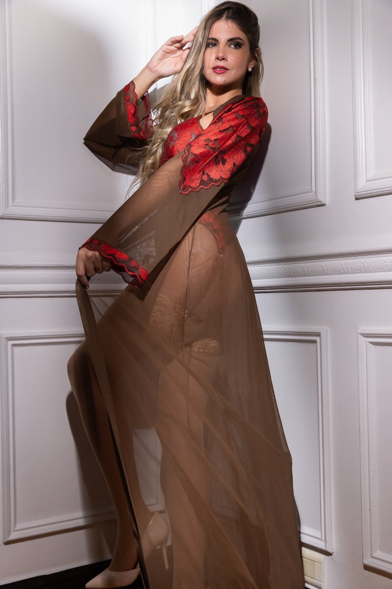 Nyx Robe