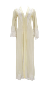 Elara Robe